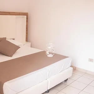 Al Paradise Hotel